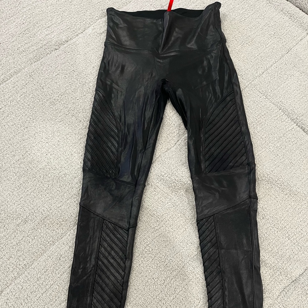 Black SPANX moto legging - Size M
